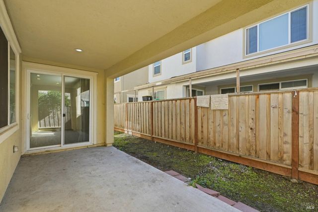 2008 Karen Pl, Rohnert Park, CA 94928