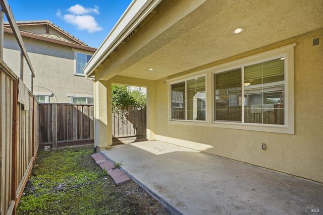 2008 Karen Pl, Rohnert Park, CA 94928
