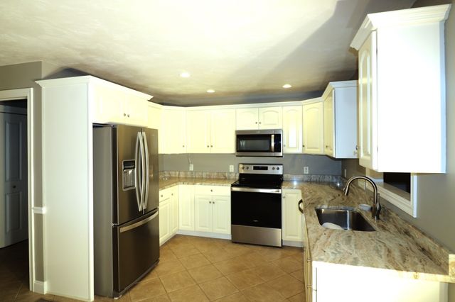 22 Horne Way 22, Millbury, MA 01527