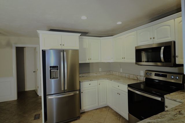 22 Horne Way 22, Millbury, MA 01527