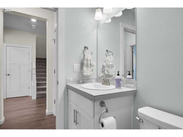 2321 Se TEAL Ave, Gresham, OR 97080