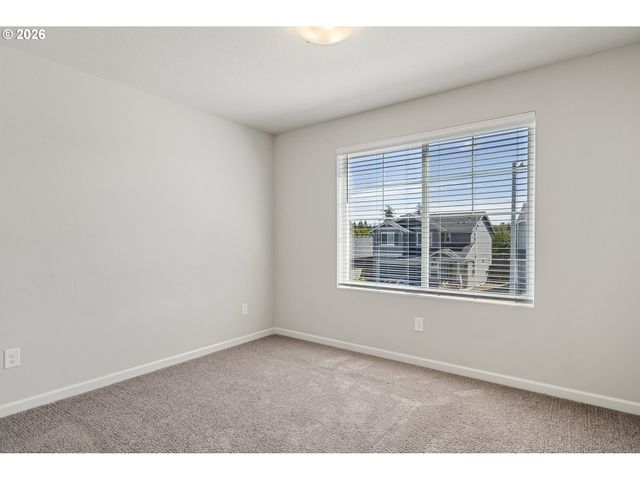 2321 Se TEAL Ave, Gresham, OR 97080