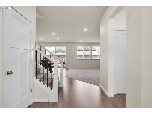 2321 Se TEAL Ave, Gresham, OR 97080