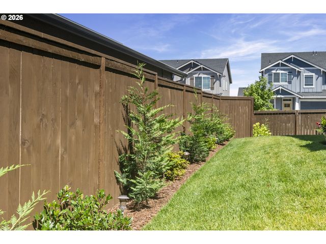 2321 Se TEAL Ave, Gresham, OR 97080