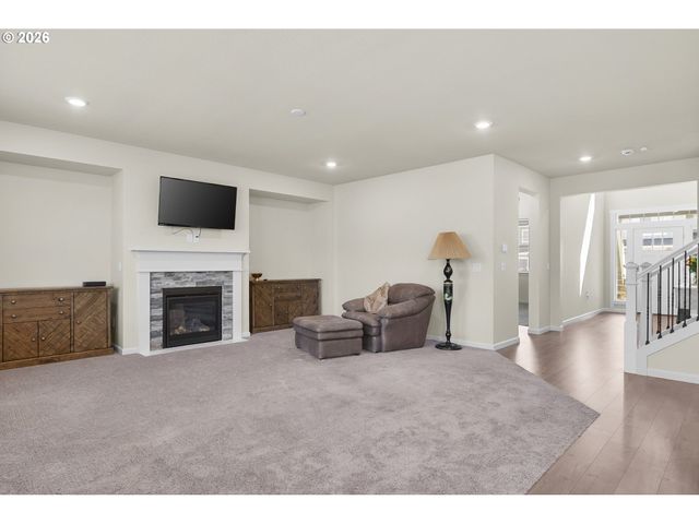 2321 Se TEAL Ave, Gresham, OR 97080