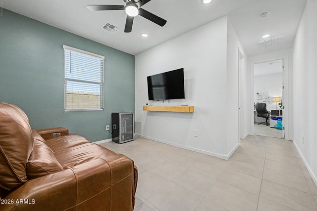 5065 W KARL Street, San Tan Valley, AZ 85144