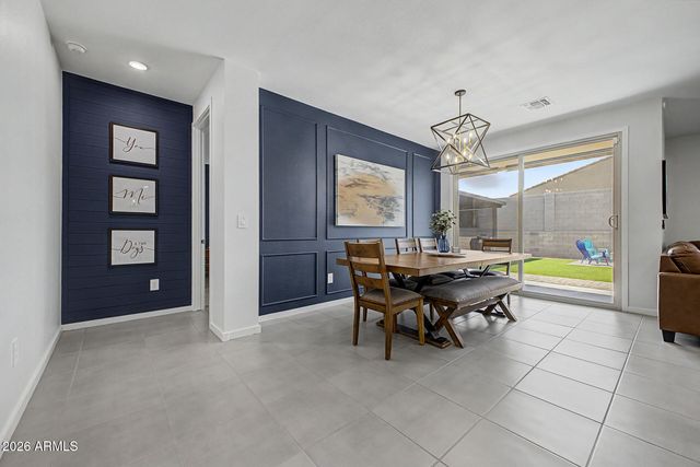 5065 W KARL Street, San Tan Valley, AZ 85144