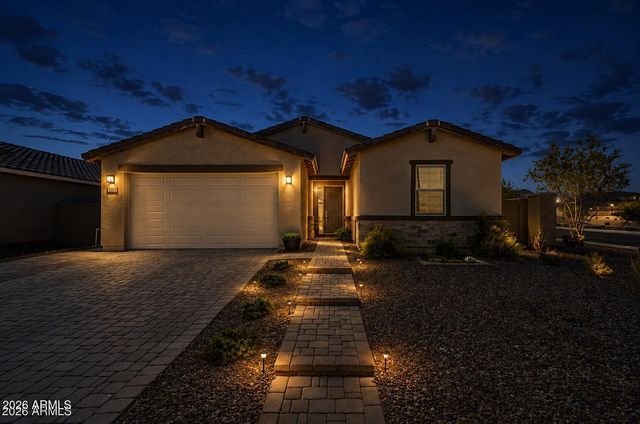 5065 W KARL Street, San Tan Valley, AZ 85144