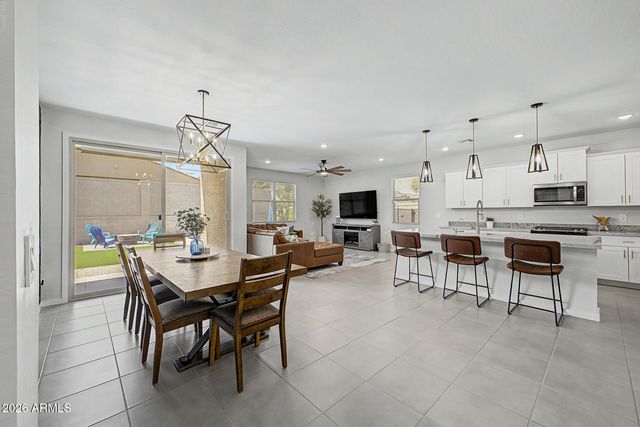 5065 W KARL Street, San Tan Valley, AZ 85144