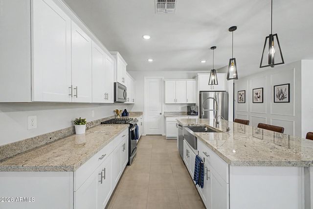 5065 W KARL Street, San Tan Valley, AZ 85144