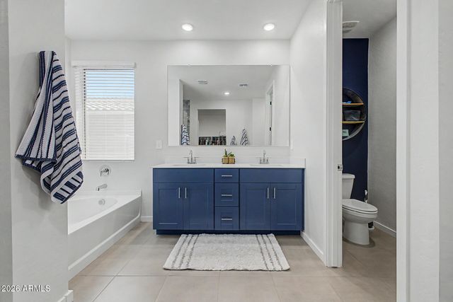 5065 W KARL Street, San Tan Valley, AZ 85144