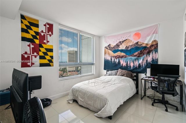 90 SW 3rd St 2908, Miami, FL 33130