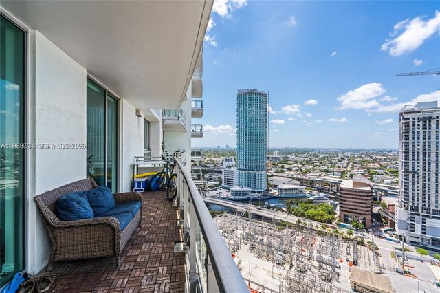 90 SW 3rd St 2908, Miami, FL 33130