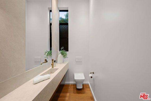 745 Sunset Avenue, Venice (los Angeles), CA 90291