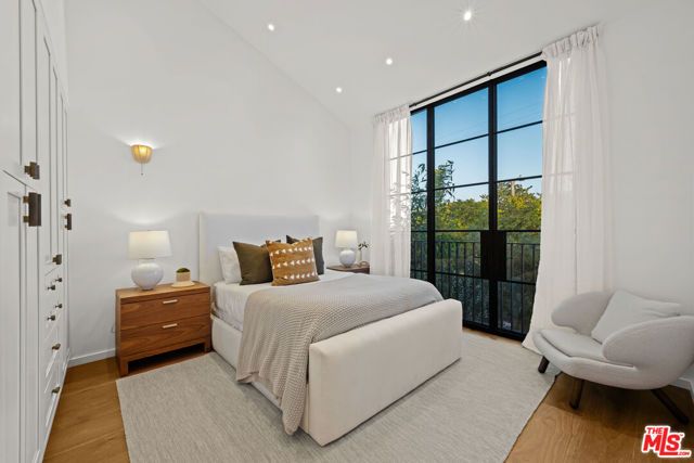 745 Sunset Avenue, Venice (los Angeles), CA 90291