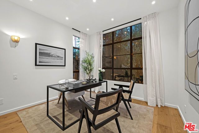 745 Sunset Avenue, Venice (los Angeles), CA 90291