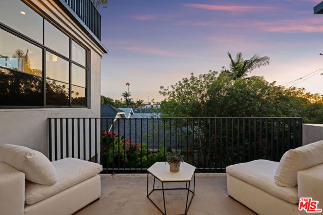 745 Sunset Avenue, Venice (los Angeles), CA 90291