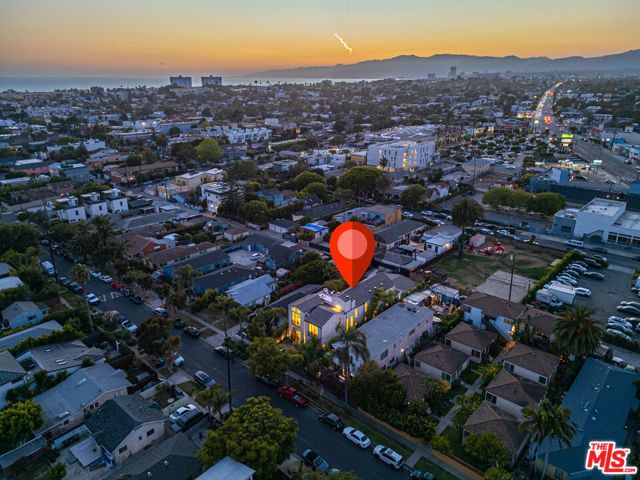 745 Sunset Avenue, Venice (los Angeles), CA 90291