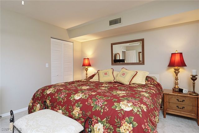 661 Windsurf LN A103, Naples, FL 34108