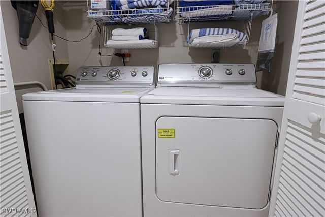 661 Windsurf LN A103, Naples, FL 34108