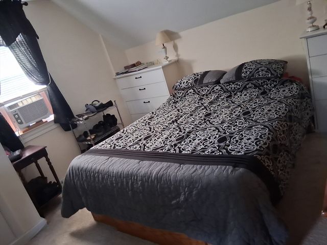 9 Velvet Ave, Westport, MA 02790