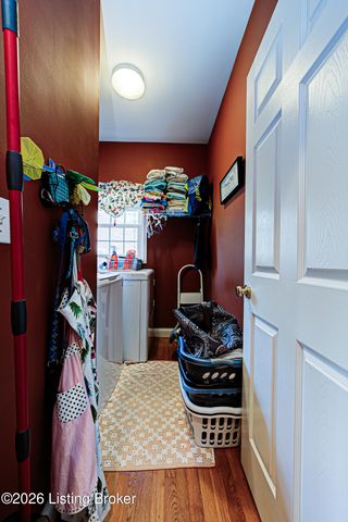 7915 Kendrick Crossing Ln, Louisville, KY 40291