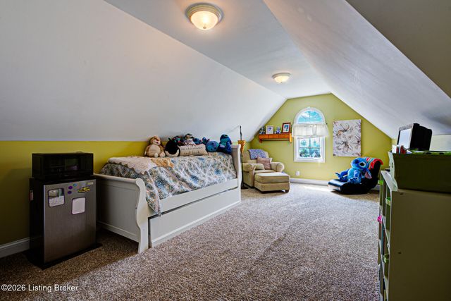 7915 Kendrick Crossing Ln, Louisville, KY 40291