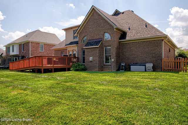 7915 Kendrick Crossing Ln, Louisville, KY 40291