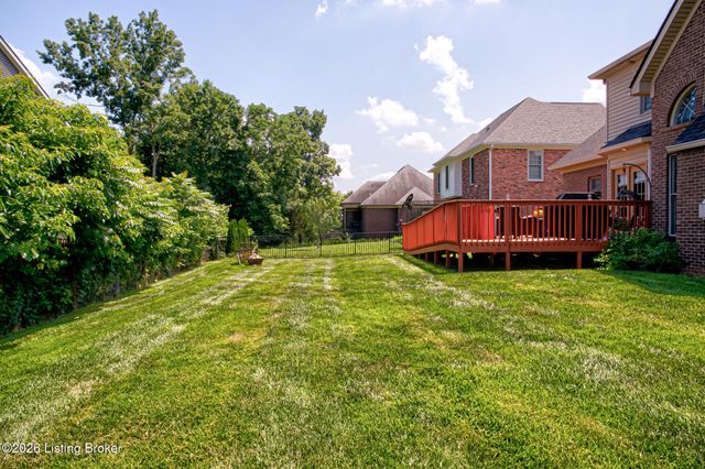 7915 Kendrick Crossing Ln, Louisville, KY 40291
