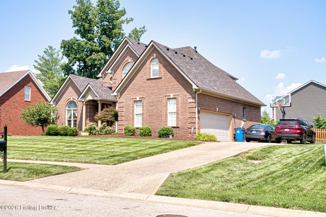 7915 Kendrick Crossing Ln, Louisville, KY 40291