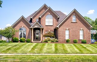 7915 Kendrick Crossing Ln, Louisville, KY 40291