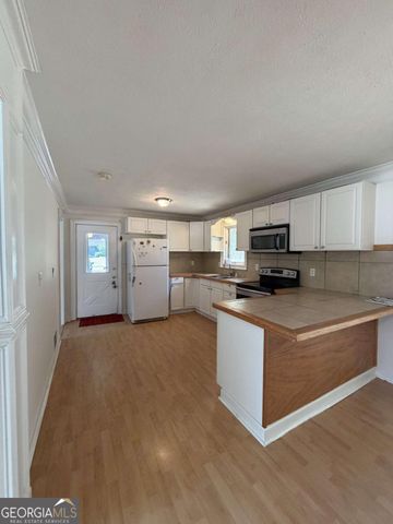 157 Jennifer Lane NW, Lilburn, GA 30047