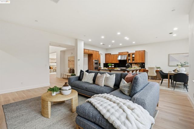 2910 Mesa Oak Ct, Brentwood, CA 94513