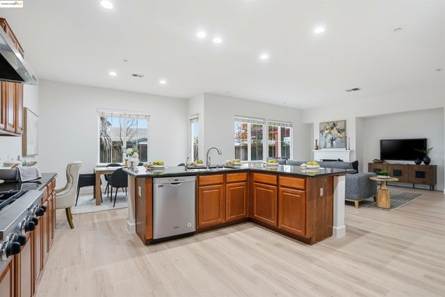 2910 Mesa Oak Ct, Brentwood, CA 94513