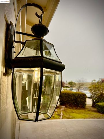 2910 Mesa Oak Ct, Brentwood, CA 94513