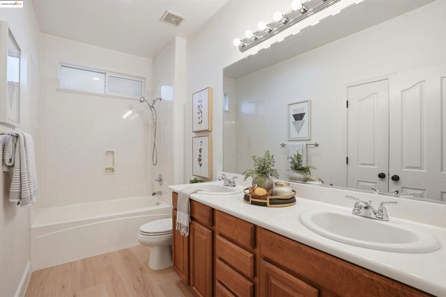 2910 Mesa Oak Ct, Brentwood, CA 94513