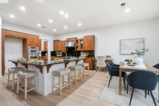 2910 Mesa Oak Ct, Brentwood, CA 94513