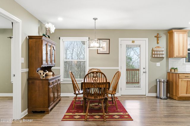 738 Mike Brown Ln, Taylorsville, KY 40071