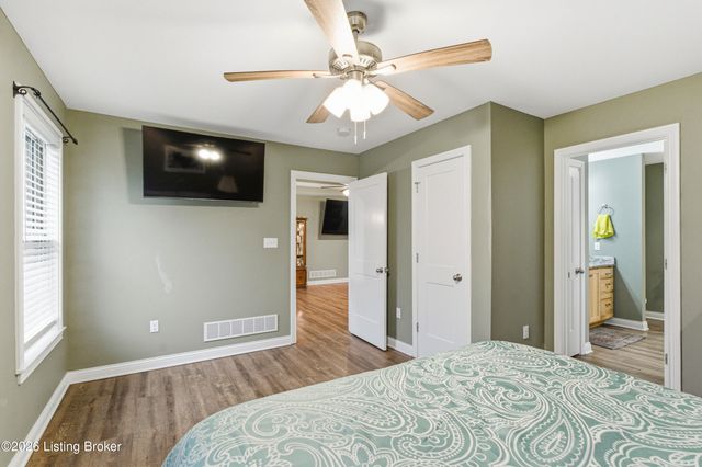 738 Mike Brown Ln, Taylorsville, KY 40071