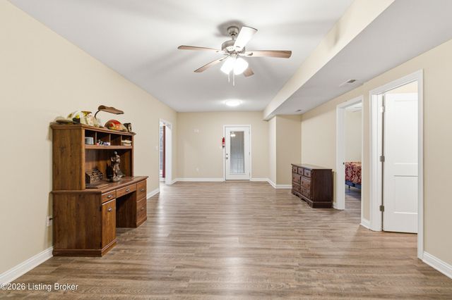 738 Mike Brown Ln, Taylorsville, KY 40071