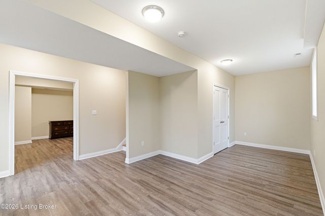 738 Mike Brown Ln, Taylorsville, KY 40071