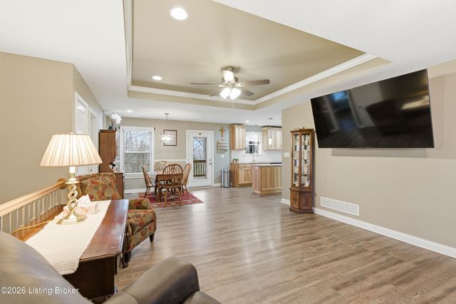 738 Mike Brown Ln, Taylorsville, KY 40071