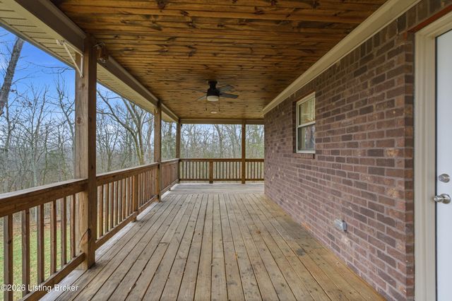 738 Mike Brown Ln, Taylorsville, KY 40071