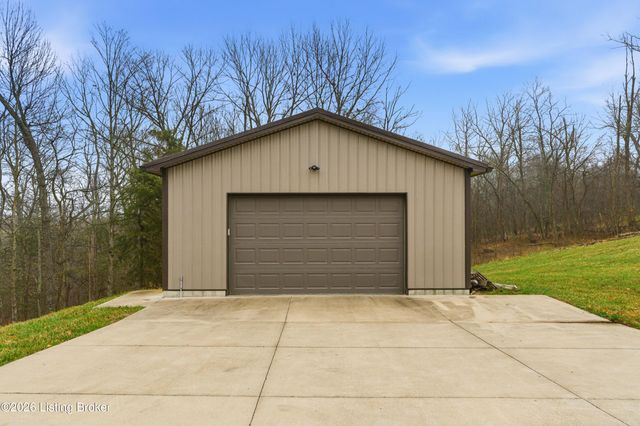 738 Mike Brown Ln, Taylorsville, KY 40071
