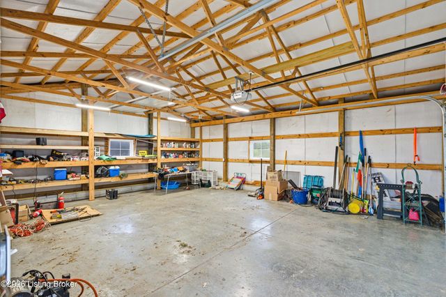 738 Mike Brown Ln, Taylorsville, KY 40071