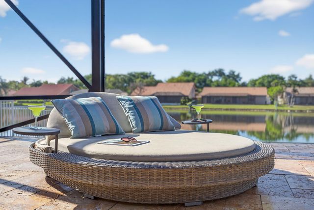 10750 NW 18th Place, Plantation, FL 33322