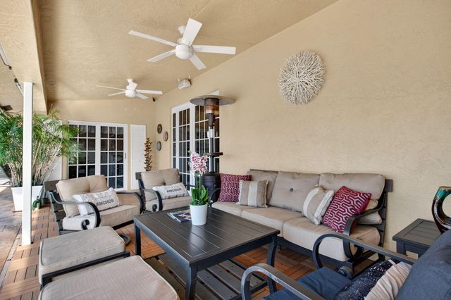 10750 NW 18th Place, Plantation, FL 33322