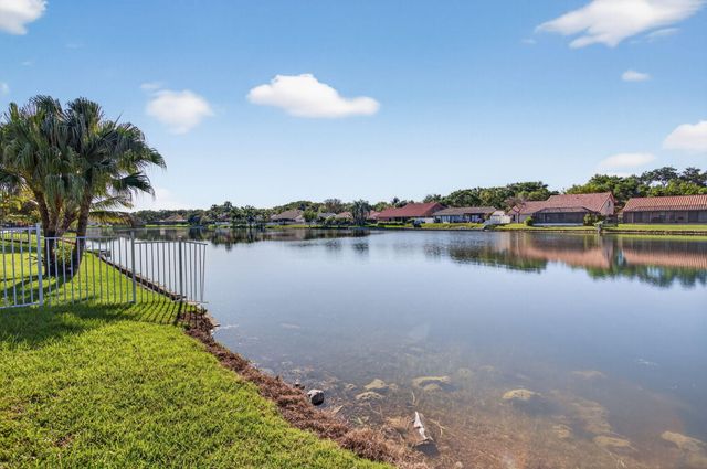 10750 NW 18th Place, Plantation, FL 33322