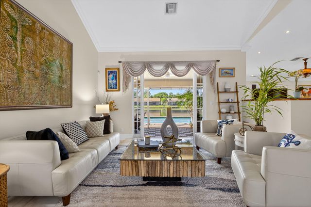 10750 NW 18th Place, Plantation, FL 33322