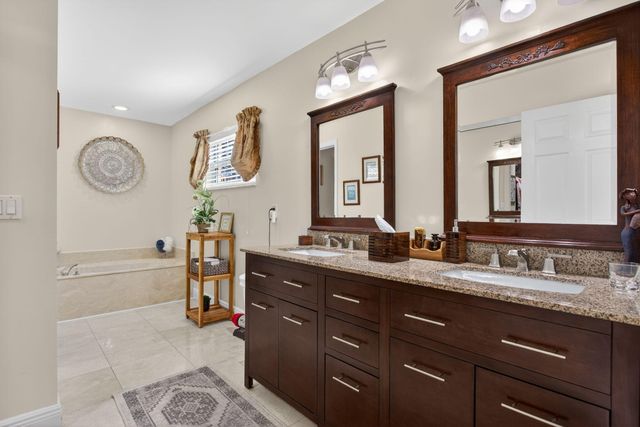 10750 NW 18th Place, Plantation, FL 33322